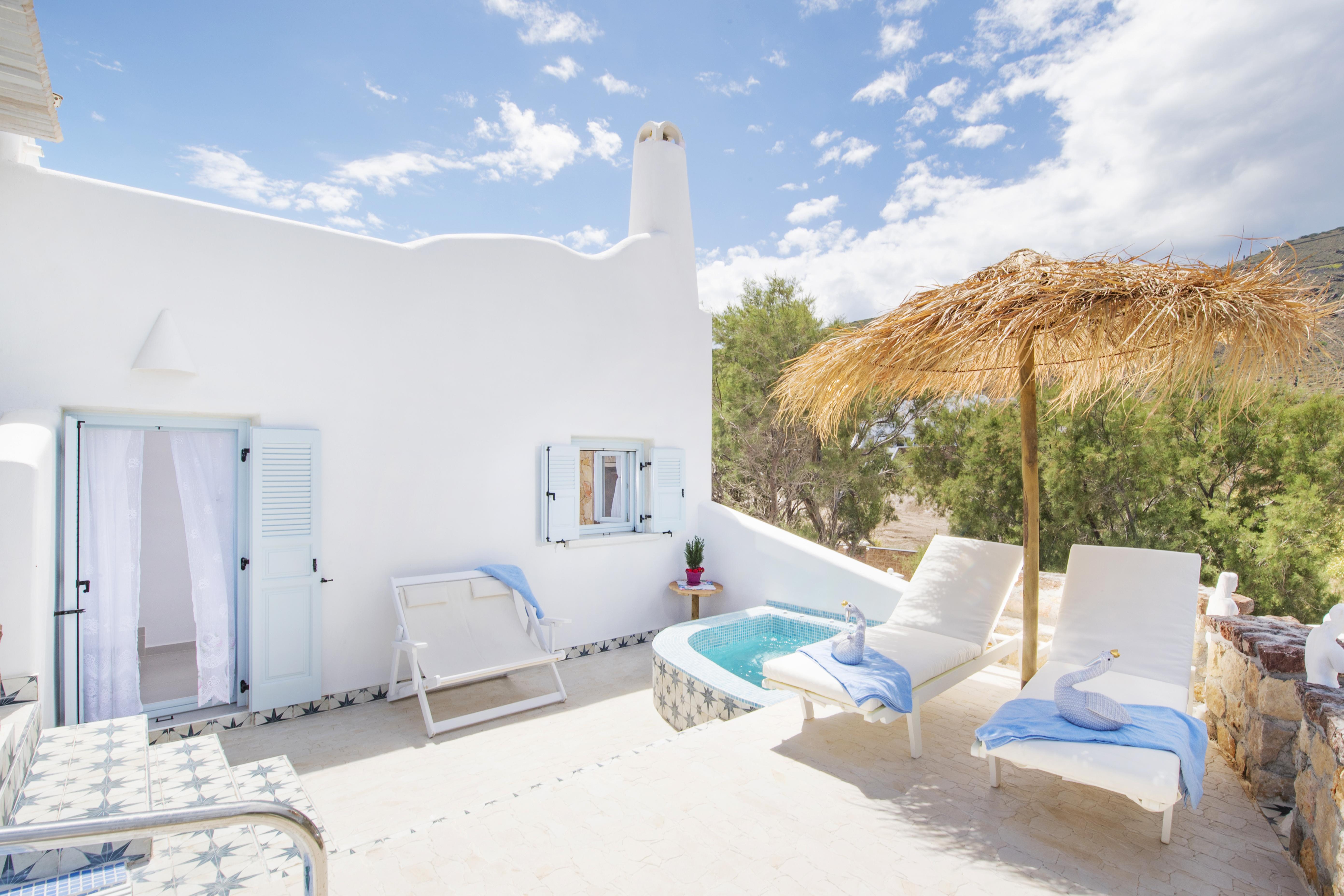 Starlight Luxury Seaside Villa & Suites Imerovigli  Exterior photo