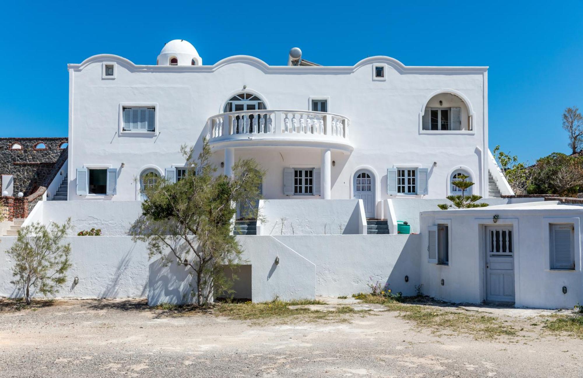 Starlight Luxury Seaside Villa & Suites Imerovigli  Exterior photo